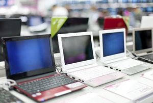 Рынок ноутбуков в России стал падать медленнее